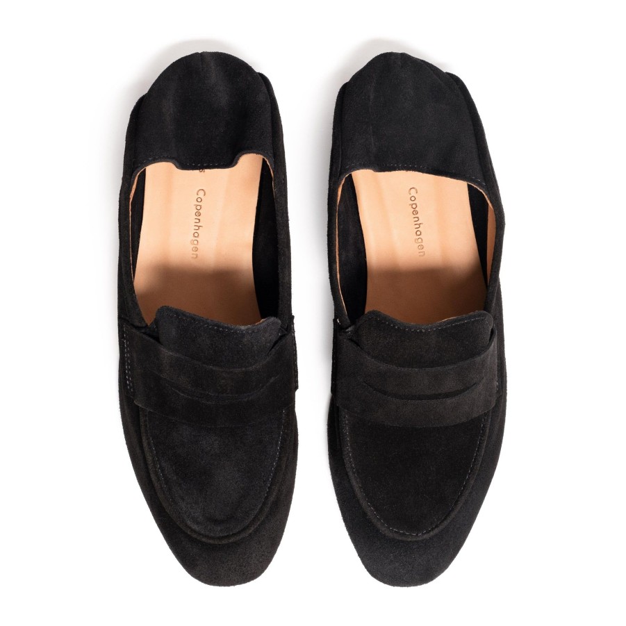 Anonymous Copenhagen Lindsay | Flats